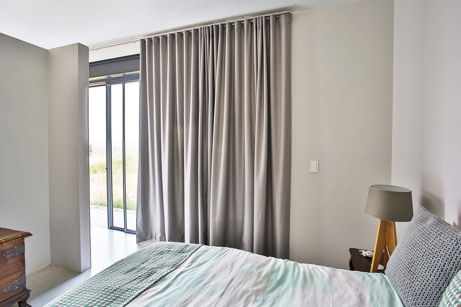 veld-architects-house-on-a-hill-230