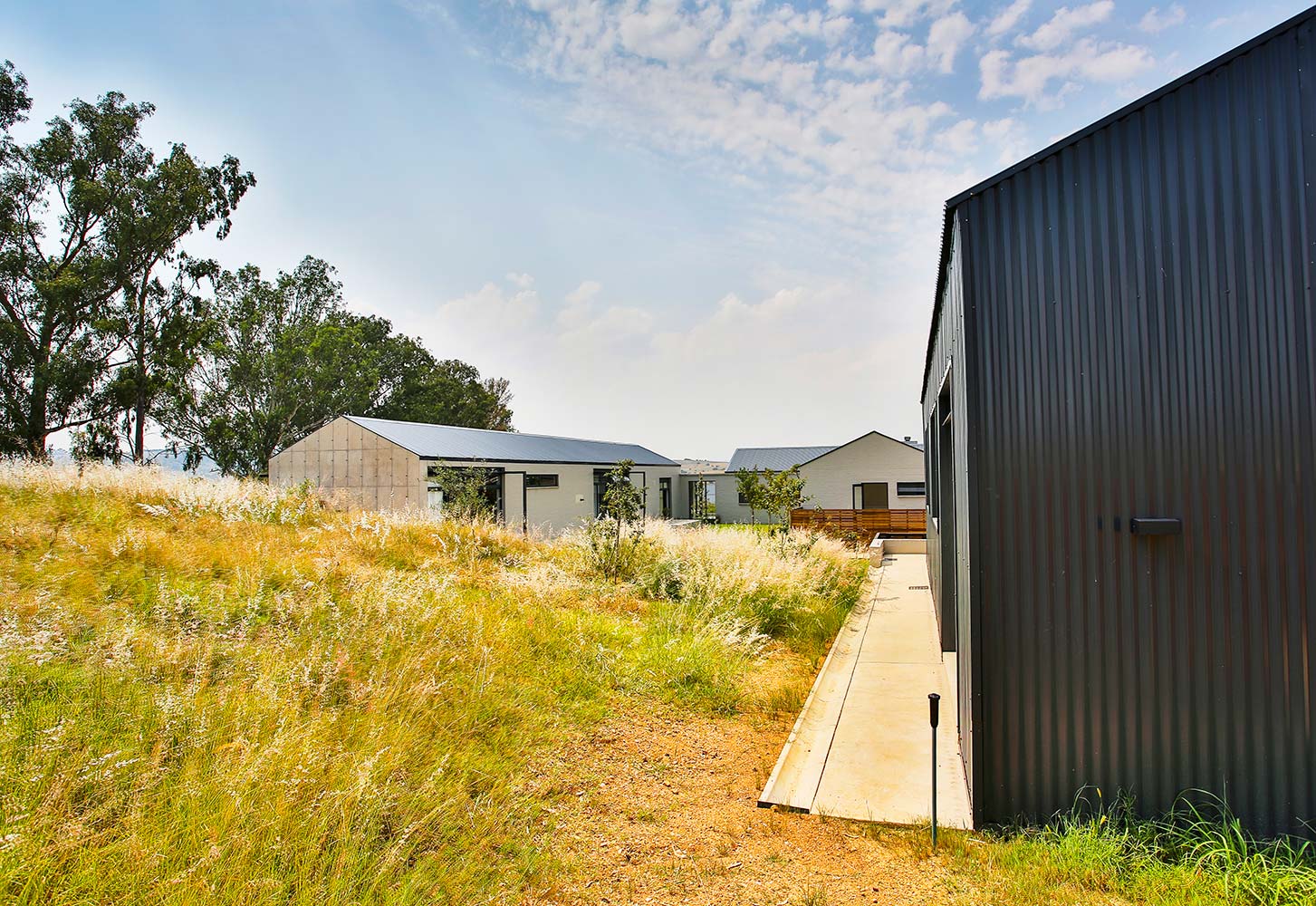 veld-architects-house-on-a-hill-232