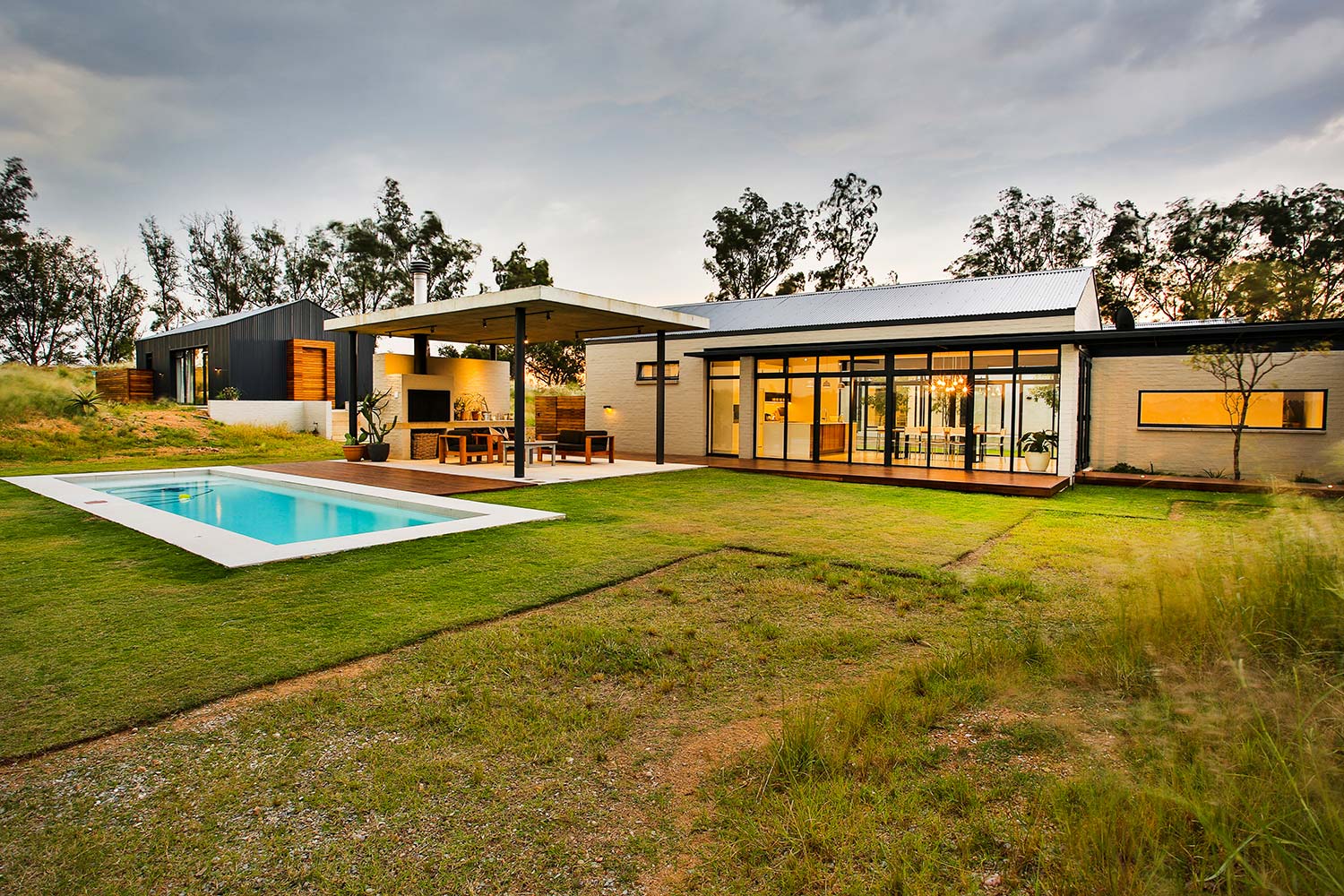 veld-architects-house-on-a-hill-246