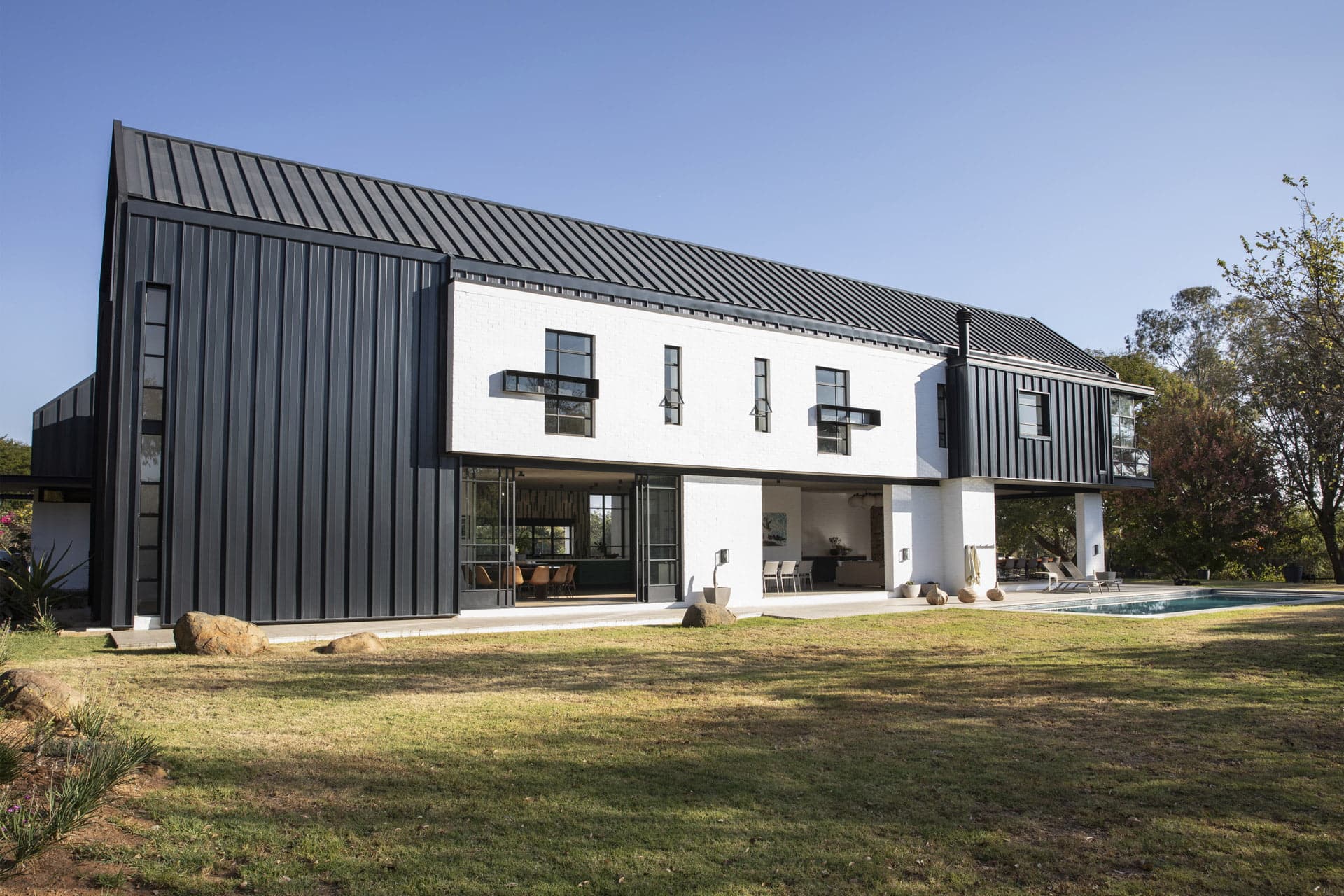 Veld-architects-Ebony-and-Ivory-12